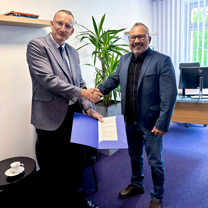 podpisanie umowy o współpracy Proget x WSZiB Kraków