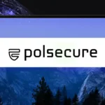 baner z laptopem oraz logo polsecure, w tle globus z liniami łączności