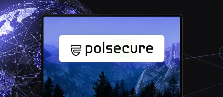 baner z laptopem oraz logo polsecure, w tle globus z liniami łączności